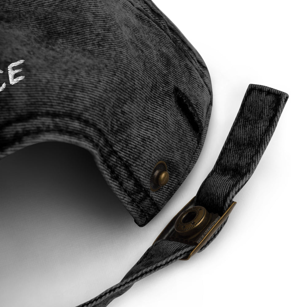 REZIE grey - washed out embroidered hat