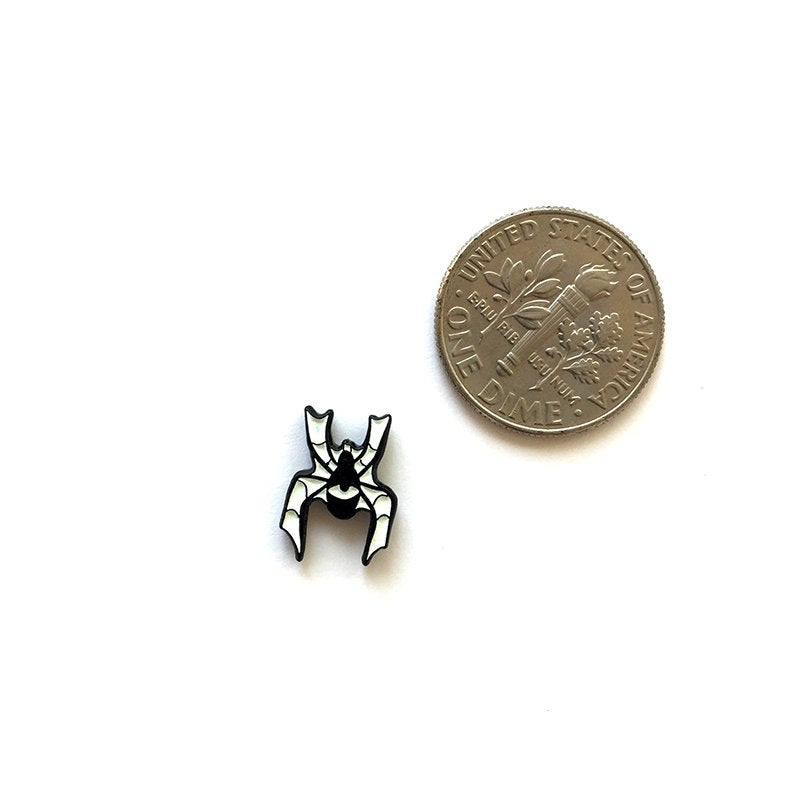WATCHING SPIDER v2 - tiny glow in the dark enamel pin